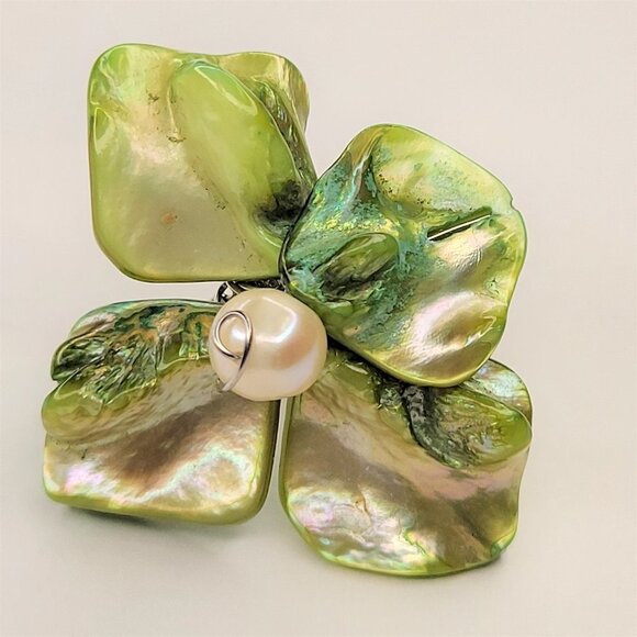 Lime Green Sea Shell Freshwater Pearl Bead Asymmetric Flower Adjustable Ring - Picture 6 of 14